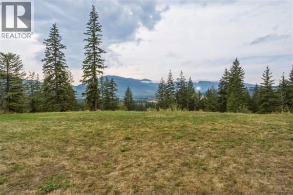 2433 Sherry Road, White Lake, BC, photo 2