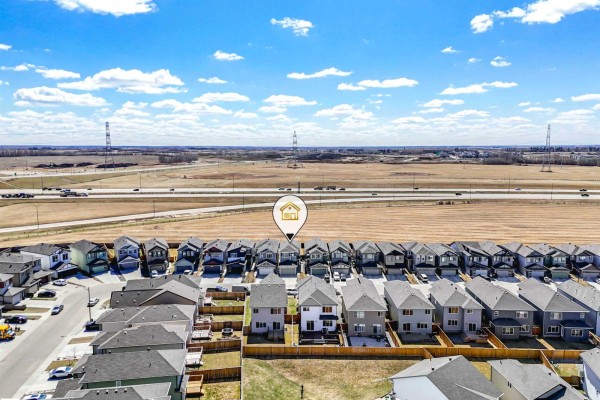 2435 12 Av Nw, Edmonton, AB, photo 3