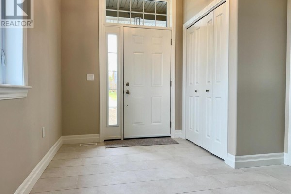 Great room - 2437 North Street, Stirling Rawdon, ON K0K3E0 Photo 3