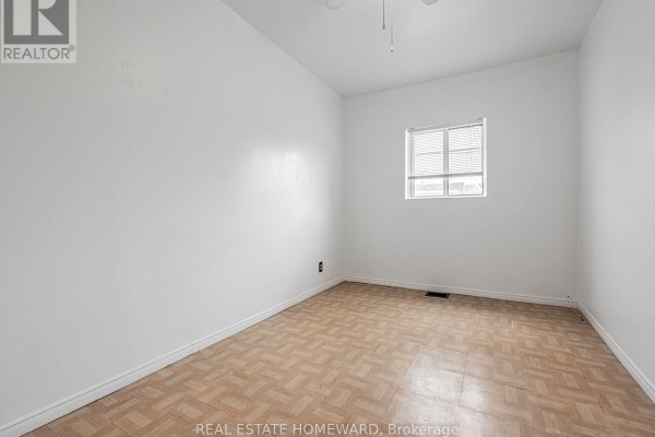 Apt #2 - 2438 Danforth Avenue, Toronto, ON M4C1K9 Photo 4