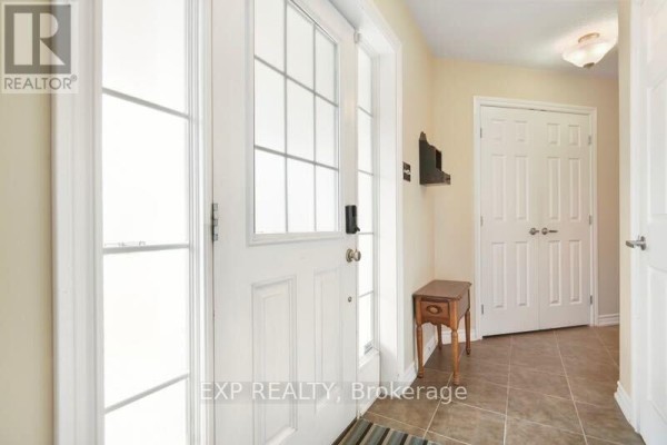 2439 Nutgrove Avenue, Ottawa, ON K2J0X4 Photo 3