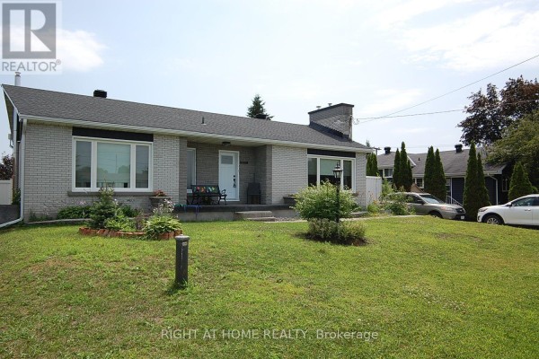 2439 Raymond Street, Clarence Rockland, ON, photo 2
