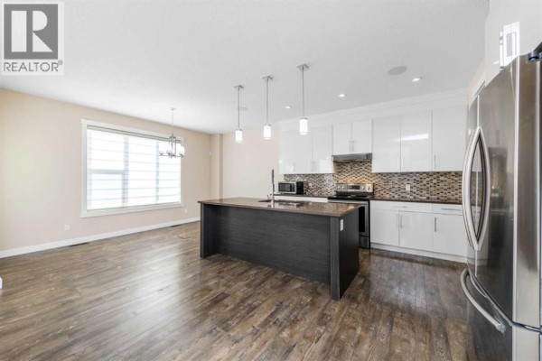 5pc Bathroom - 244 Baysprings Gardens Sw, Airdrie, AB T4B4G2 Photo 5