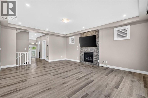 Dining room - 244 Carrington Crescent Nw, Calgary, AB T3P1R1 Photo 4