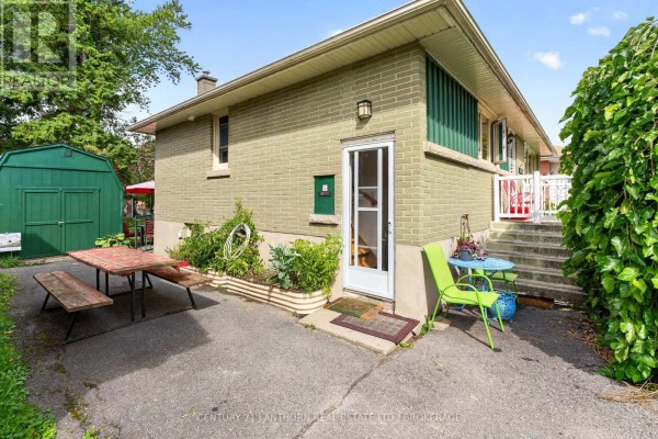 244 Yonge Street, Kingston, ON, photo 3