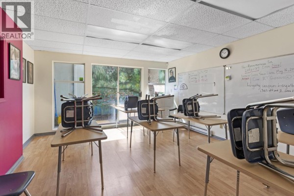 2440 Haywood Avenue, West Vancouver, BC V7V1Y1 Photo 5