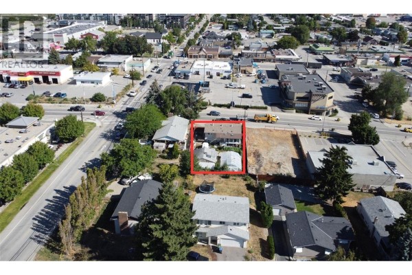 2441 Dobbin Road, West Kelowna, BC, photo 2