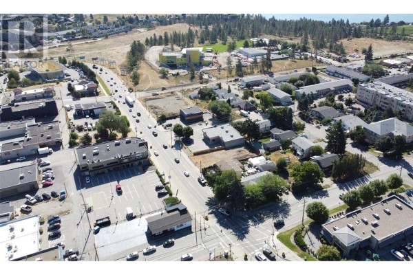 2441 Dobbin Road, West Kelowna, BC, photo 3
