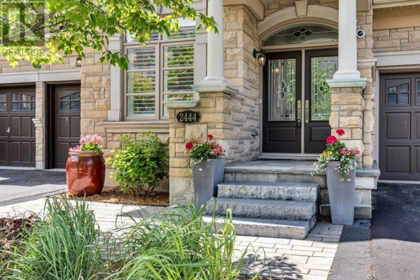 Other - 2444 Chateau Common, Oakville, ON L6M0S1 Photo 2