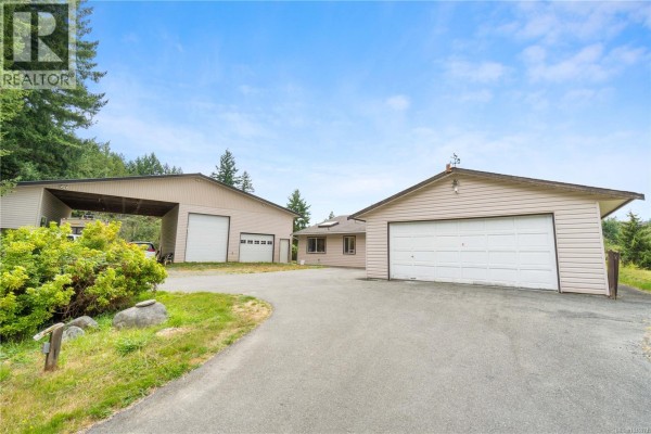 2445 Godfrey Rd, Nanaimo, BC, photo 3