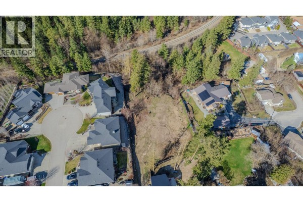 2445 Okanagan Street, Armstrong, BC, photo 2