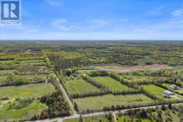 2448 Scrivens Drive, Ottawa, ON K0A2P0 Photo 2