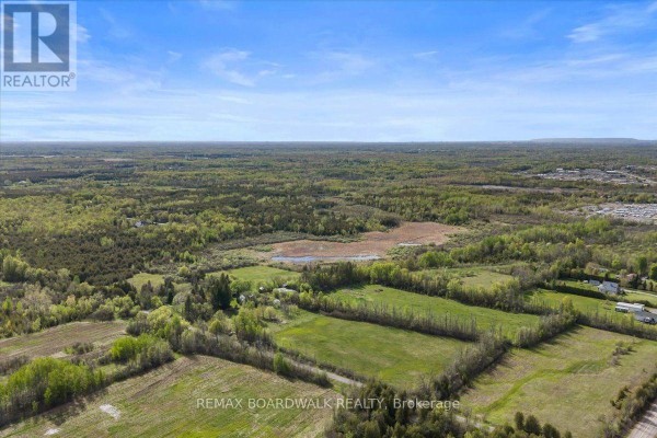 2448 Scrivens Drive, Ottawa, ON K0A2P0 Photo 3
