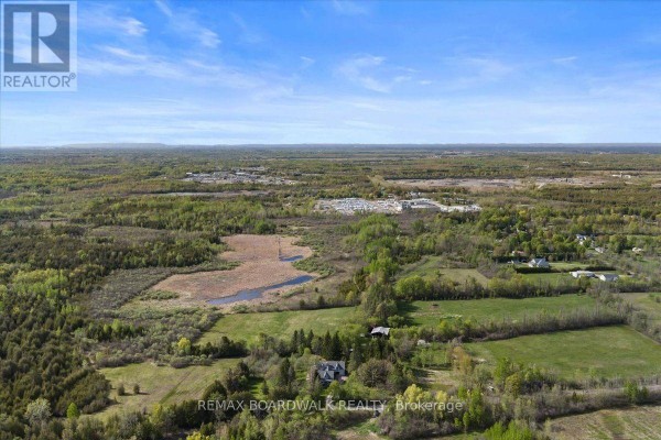 2448 Scrivens Drive, Ottawa, ON K0A2P0 Photo 4