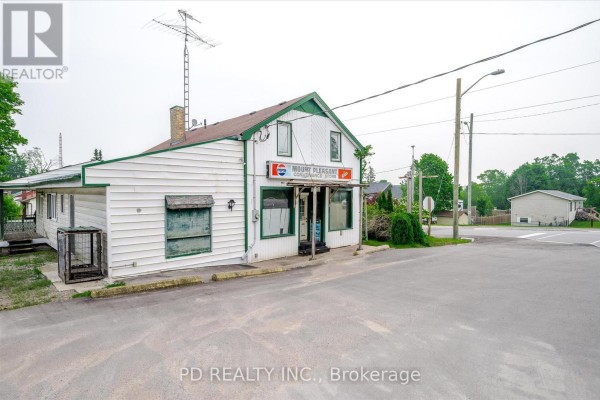 2449 Queen Mary Street, Cavan Monaghan, ON, photo 3