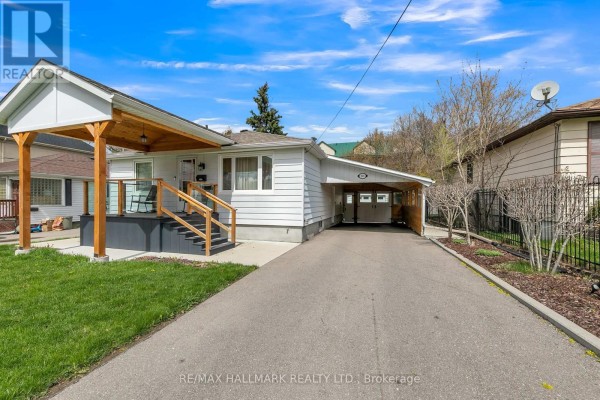 245 Elmwood Avenue, Richmond Hill