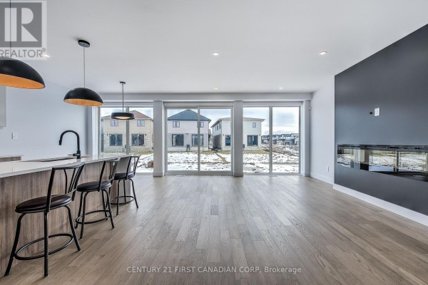 Foyer - 245 Hesselman Crescent, London South, ON N6M0K3 Photo 5