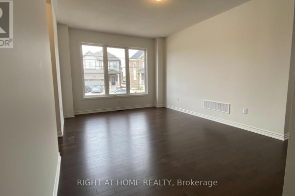 245 Madelaine Drive, Barrie, ON, photo 3