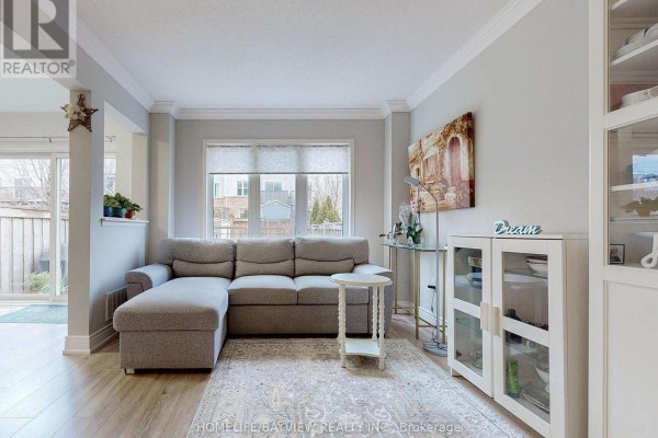 Eating area - 245 Orr Drive, Bradford West Gwillimbury, ON L3Z0S3 Photo 4