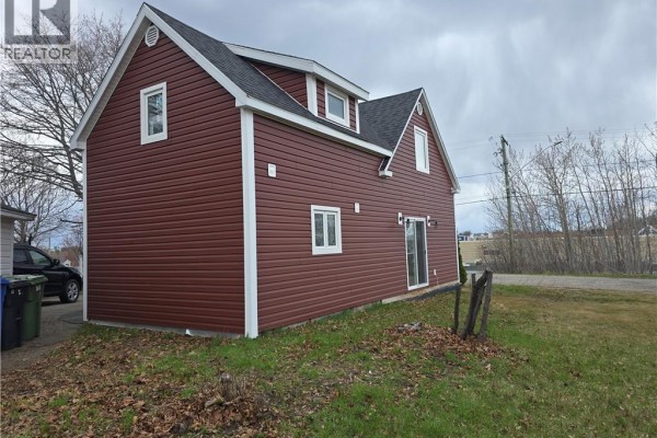 245 Pleasant, Bathurst, NB E2A3B3 Photo 5