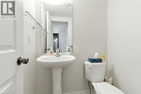 Foyer - 245 Powell Road, Brantford, ON N3T0J3 Photo 4