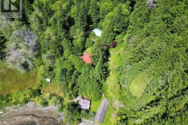 Ensuite - 245 Quatsino Rd, Quatsino, BC V0N2V0 Photo 4