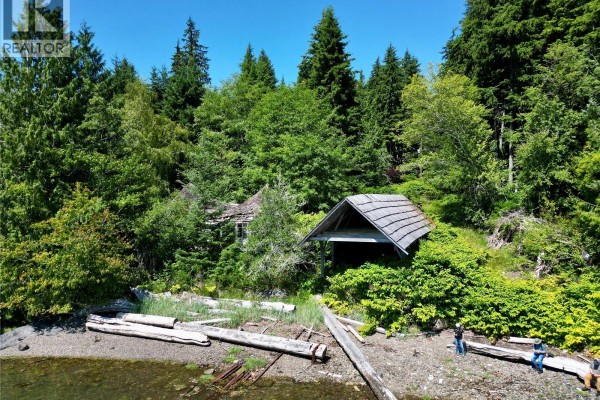 Primary Bedroom - 245 Quatsino Rd, Quatsino, BC V0N2V0 Photo 5