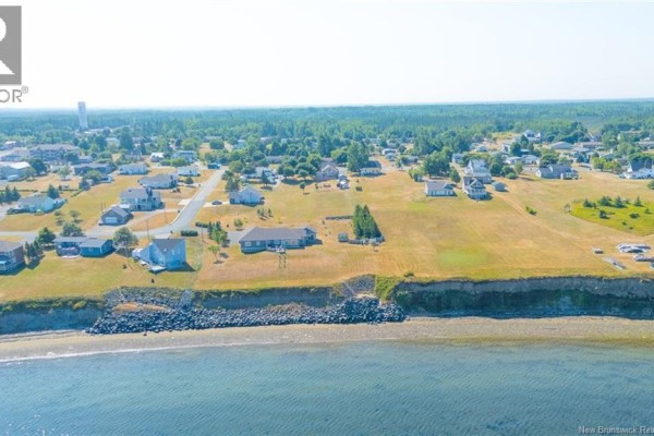 Laundry room - 245 Saint-pierre E Boulevard, Caraquet, NB E1W1B1 Photo 5