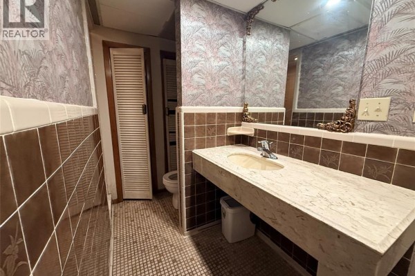 3pc Bathroom - 2450 Academy Drive Unit# Basement, Windsor, ON N9E2G6 Photo 4