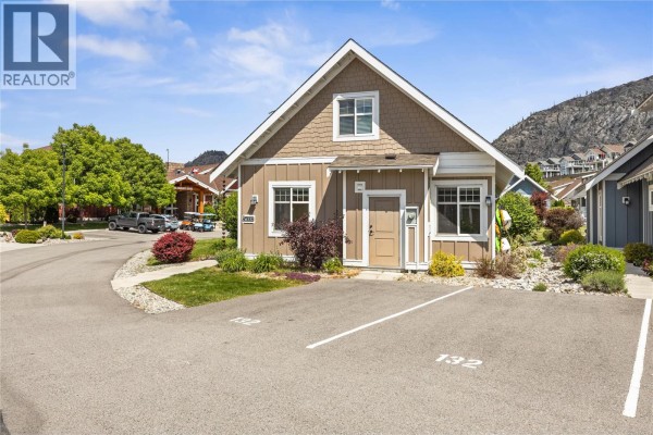 3pc Ensuite bath - 2450 Radio Tower Road Unit# 132, Oliver, BC V0H1T1 Photo 2