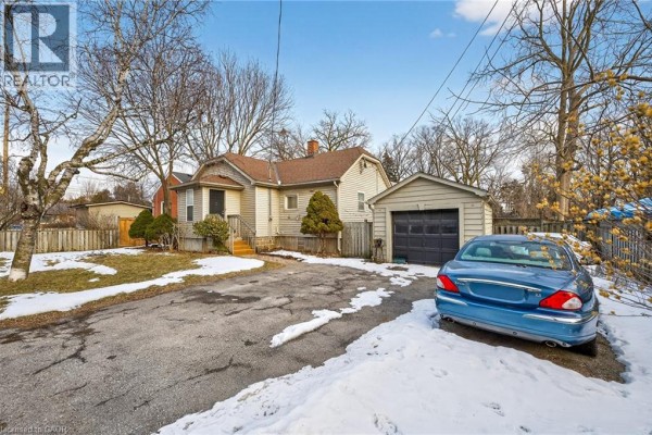 2450 Woodward Avenue, Burlington, ON, photo 2