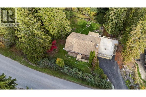 3pc Bathroom - 2455 Forest Drive, Blind Bay, BC V0E1H2 Photo 2