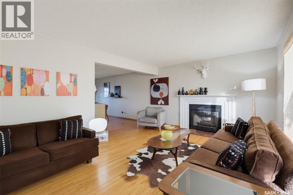 Laundry room - 2457 Eastview, Saskatoon, SK S7J3E8 Photo 5