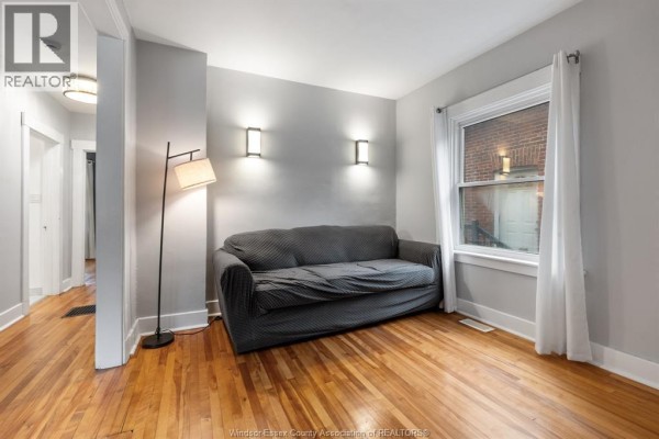 2pc Bathroom - 2457 Turner, Windsor, ON N8W3K9 Photo 4
