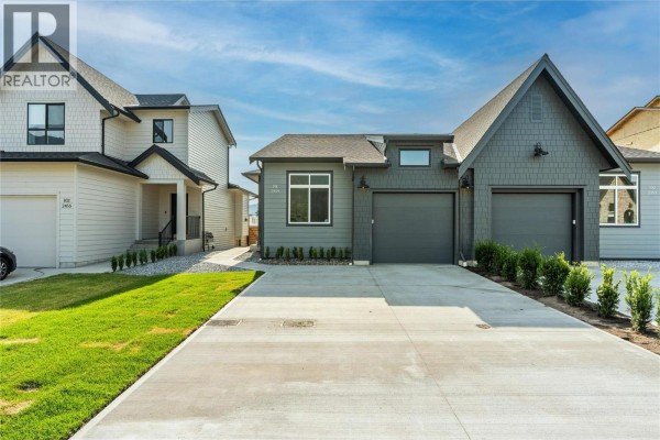4pc Ensuite bath - 2459 Bradley Drive Unit# 101 Lot# 5, Armstrong, BC V4Y0Y4 Photo 4