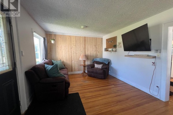 246 Mccamus Avenue, Temiskaming Shores, ON, photo 3