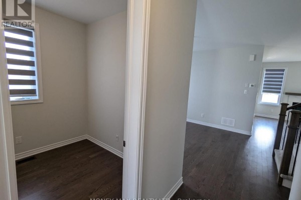 Den - 246 Rue De Beaugency Street, Ottawa, ON K1W0T2 Photo 4