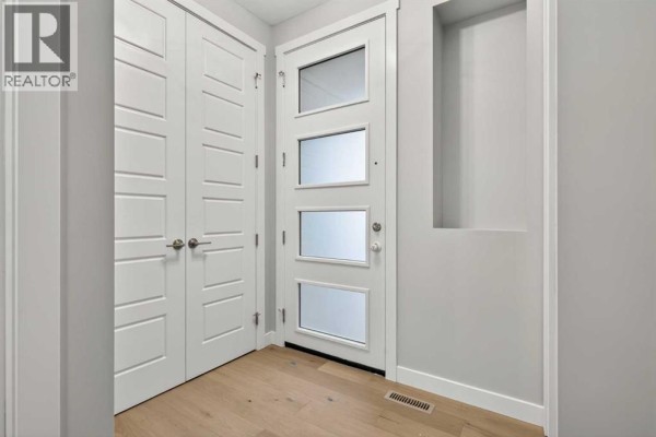 3pc Bathroom - 246 Southbow Avenue, Cochrane, AB T4C2S6 Photo 4