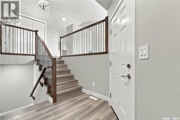 246 Sutter Place, Saskatoon, SK, photo 2