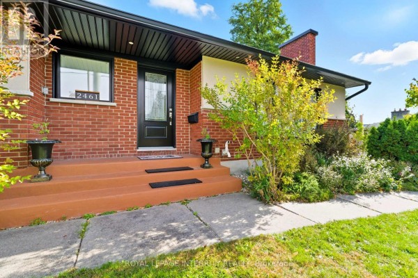 2461 Alta Vista Drive, Ottawa, ON, photo 2
