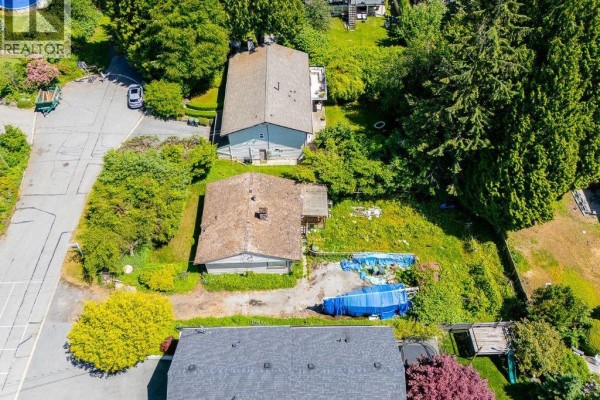 2465 Keats Road, North Vancouver, BC V7H1J6 Photo 4