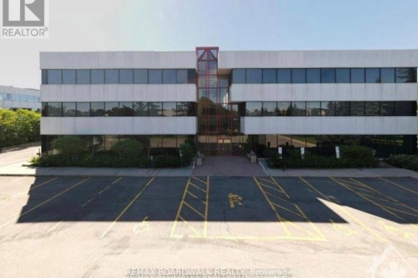 2465 St Laurent Boulevard, Ottawa, ON, photo 3