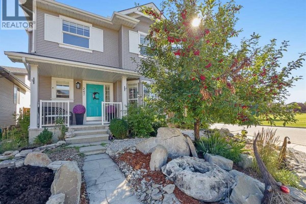 247 Cranberry Place Se, Calgary