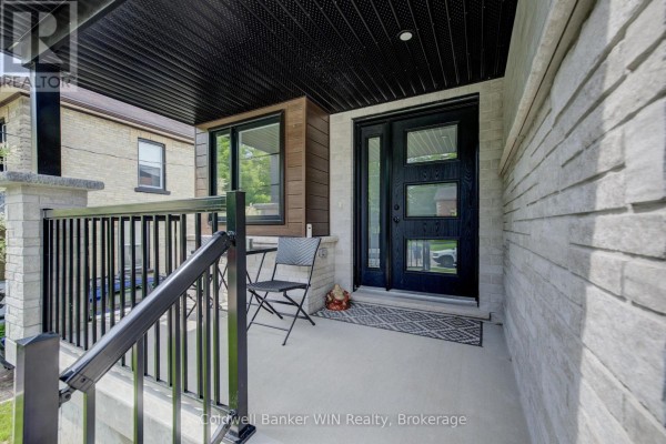 247 Fergus Street N, Wellington North, ON, photo 2