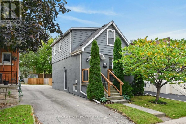 3pc Bathroom - 247 Homewood Avenue, Hamilton, ON L8P2M7 Photo 2