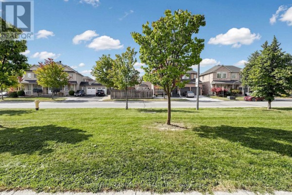 Family room - 247 Mingay Avenue, Markham, ON L6E1J1 Photo 3