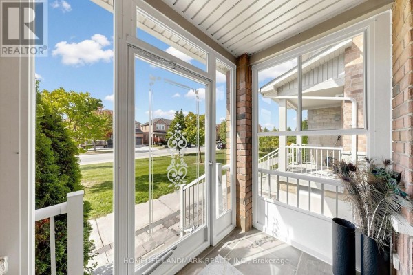 Kitchen - 247 Mingay Avenue, Markham, ON L6E1J1 Photo 4