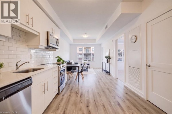 247 Northfield Drive E Unit# 510, Waterloo, ON N2L5J3 Photo 5