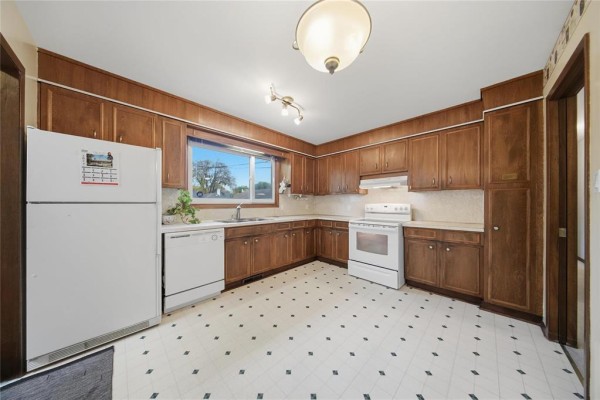 Bedroom - 247 Oakview Avenue, Winnipeg, MB R2K0S1 Photo 5