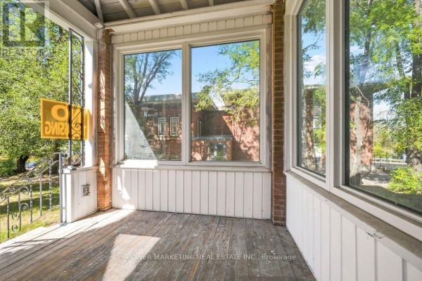 247 Victoria Street, Pembroke, ON K8A4K5 Photo 4